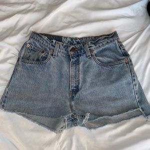 Levi vintage Jean shorts 565